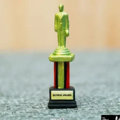 The Office Reaction Figures Wave 2 - Pam Beesly (Dundie )